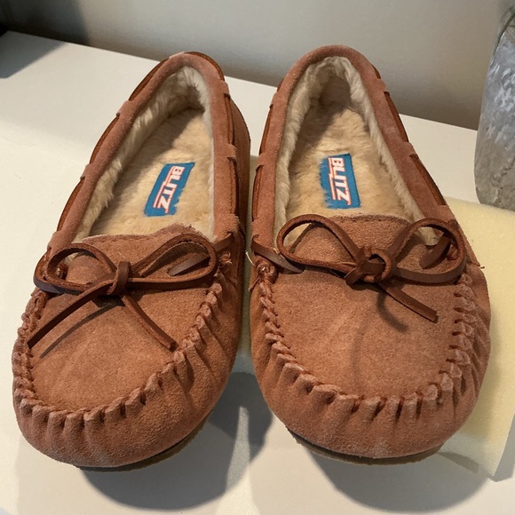 💥HP💥Blitz Moccasins with Decorative Lacing💥HP💥 - Picture 5 of 6